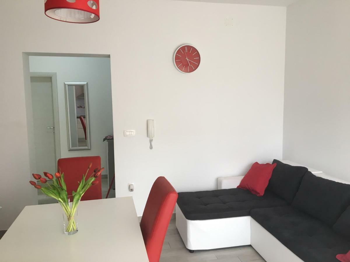 Apartment Vedran Kaštela Eksteriør billede